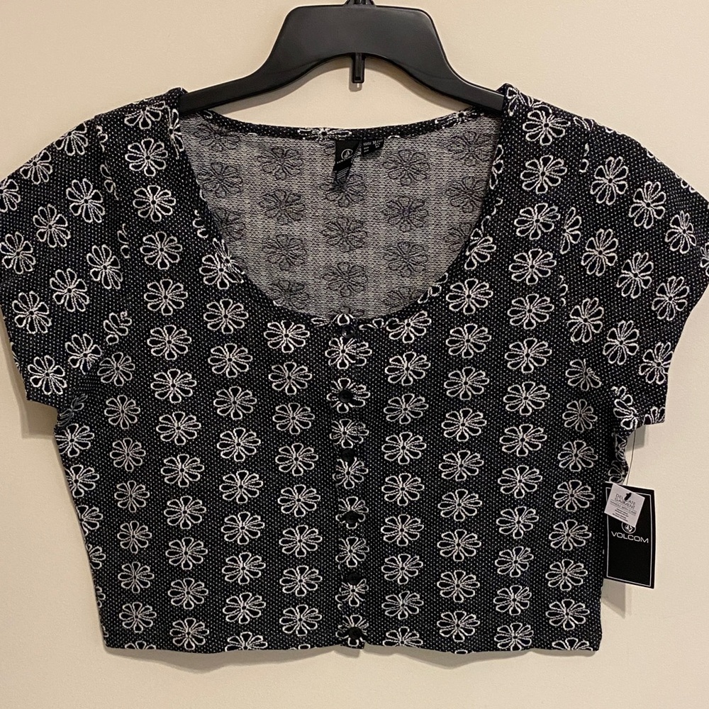 Volcom Crop Top Daisie babie top Xl new with tags Black and White Floral
